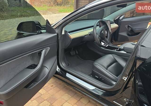Чорний Тесла Модель 3, об'ємом двигуна 0 л та пробігом 103 тис. км за 19000 $, фото 19 на Automoto.ua