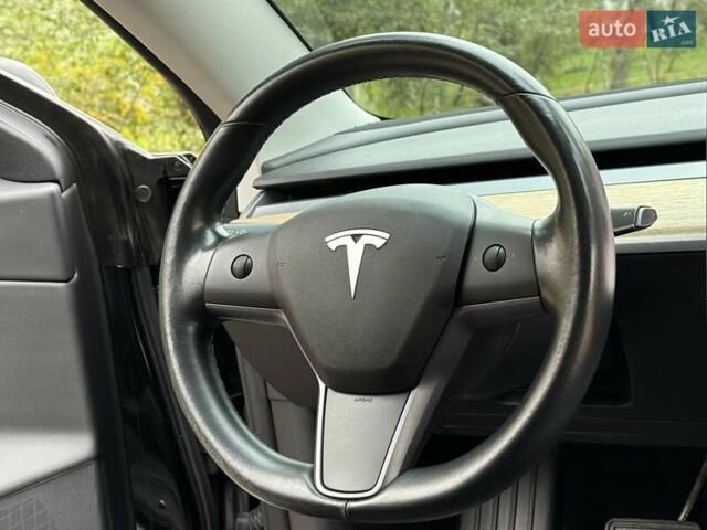 Черный Тесла Модель 3, объемом двигателя 0 л и пробегом 102 тыс. км за 18900 $, фото 68 на Automoto.ua