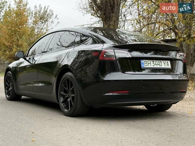 Черный Тесла Модель 3, объемом двигателя 0 л и пробегом 102 тыс. км за 18900 $, фото 11 на Automoto.ua