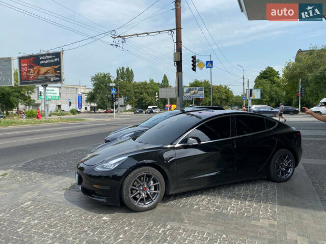 Черный Тесла Модель 3, объемом двигателя 0 л и пробегом 142 тыс. км за 25000 $, фото 1 на Automoto.ua