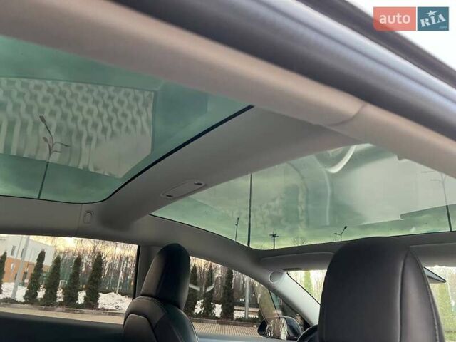 Черный Тесла Модель 3, объемом двигателя 0 л и пробегом 46 тыс. км за 19300 $, фото 11 на Automoto.ua