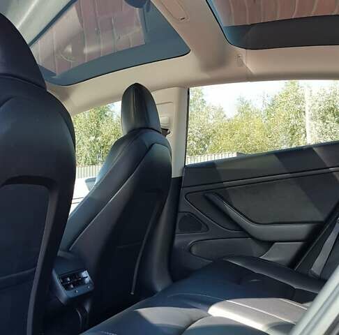 Черный Тесла Модель 3, объемом двигателя 0 л и пробегом 205 тыс. км за 15700 $, фото 17 на Automoto.ua