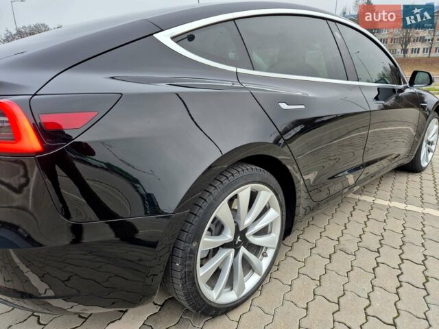 Чорний Тесла Модель 3, об'ємом двигуна 0 л та пробігом 115 тис. км за 16500 $, фото 21 на Automoto.ua