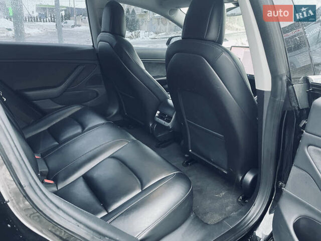 Черный Тесла Модель 3, объемом двигателя 0 л и пробегом 156 тыс. км за 14800 $, фото 13 на Automoto.ua