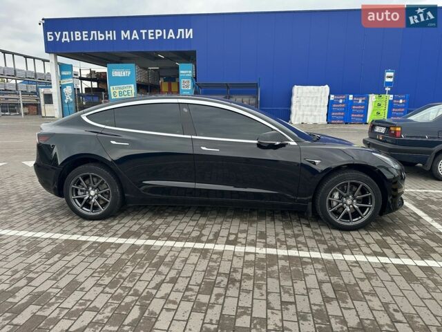 Черный Тесла Модель 3, объемом двигателя 0 л и пробегом 129 тыс. км за 15300 $, фото 8 на Automoto.ua