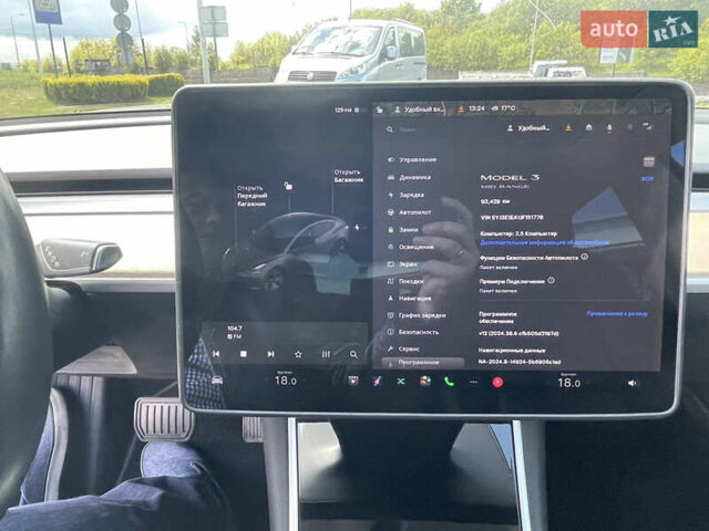 Тесла Модель 3 2018 у Львові на Automoto.ua Чорний Тесла Модель 3, об'ємом двигуна 0 л та пробігом 90 тис. км за 16500 $, фото 14 на Automoto.ua