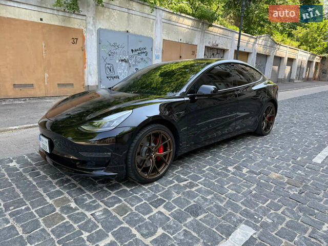Черный Тесла Модель 3, объемом двигателя 0 л и пробегом 73 тыс. км за 20999 $, фото 4 на Automoto.ua