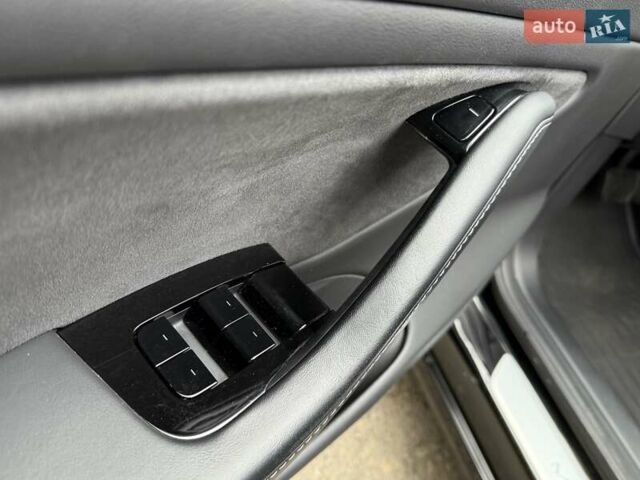 Черный Тесла Модель 3, объемом двигателя 0 л и пробегом 102 тыс. км за 18900 $, фото 51 на Automoto.ua