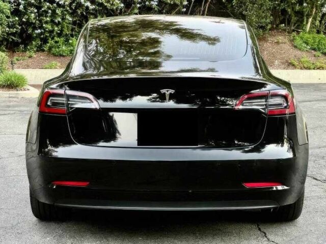 Черный Тесла Модель 3, объемом двигателя 0 л и пробегом 89 тыс. км за 10000 $, фото 2 на Automoto.ua