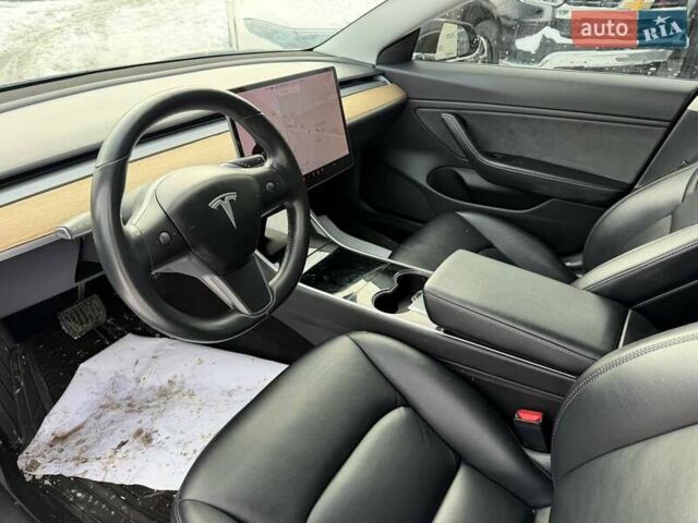 Черный Тесла Модель 3, объемом двигателя 0 л и пробегом 158 тыс. км за 11300 $, фото 16 на Automoto.ua