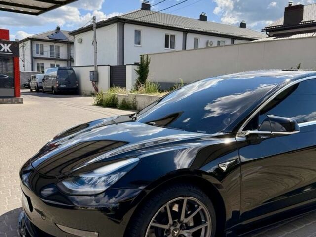 Черный Тесла Модель 3, объемом двигателя 0 л и пробегом 128 тыс. км за 16776 $, фото 3 на Automoto.ua