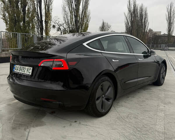 Черный Тесла Модель 3, объемом двигателя 0 л и пробегом 130 тыс. км за 15100 $, фото 4 на Automoto.ua