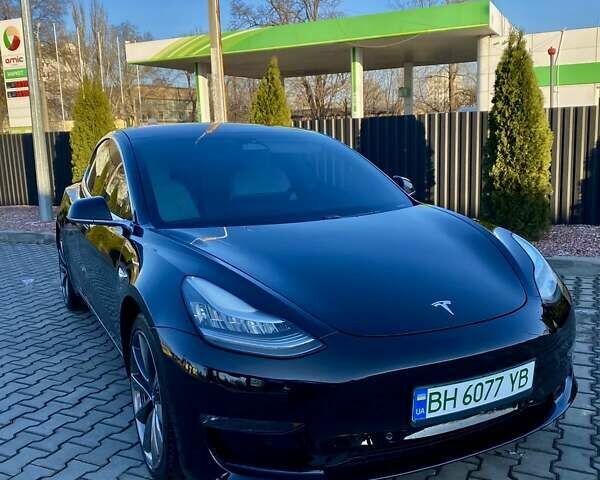 Чорний Тесла Модель 3, об'ємом двигуна 0 л та пробігом 143 тис. км за 16700 $, фото 2 на Automoto.ua