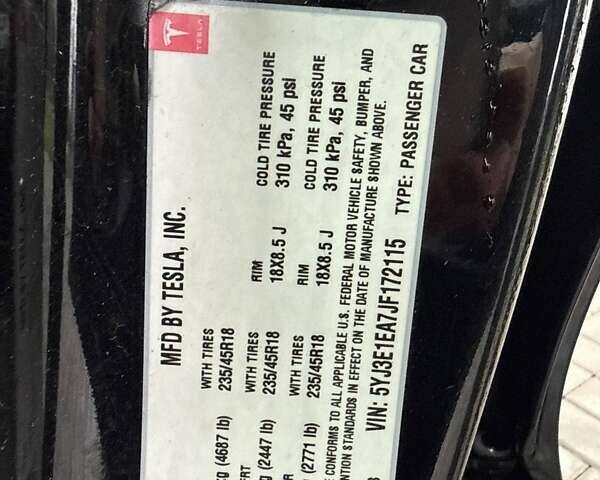 Черный Тесла Модель 3, объемом двигателя 0 л и пробегом 170 тыс. км за 12400 $, фото 4 на Automoto.ua