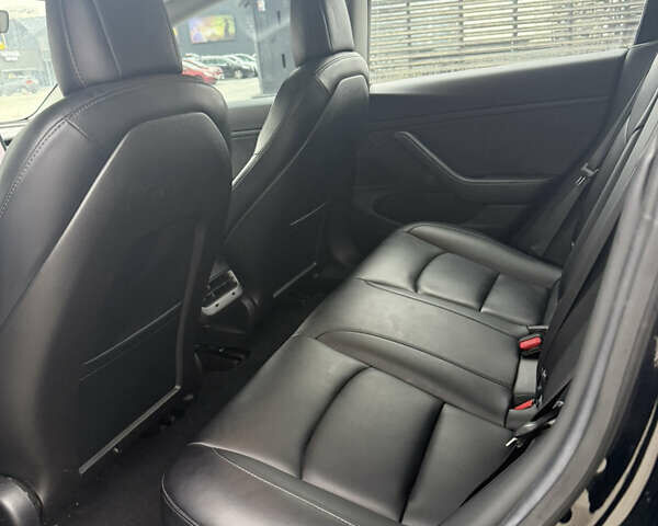 Черный Тесла Модель 3, объемом двигателя 0 л и пробегом 130 тыс. км за 15100 $, фото 26 на Automoto.ua