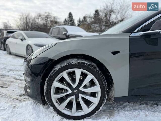 Черный Тесла Модель 3, объемом двигателя 0 л и пробегом 158 тыс. км за 11300 $, фото 19 на Automoto.ua