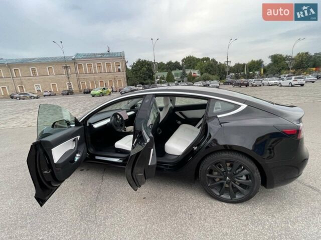 Чорний Тесла Модель 3, об'ємом двигуна 0 л та пробігом 35 тис. км за 34500 $, фото 7 на Automoto.ua