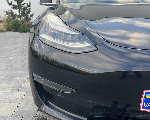 Чорний Тесла Модель 3, об'ємом двигуна 0 л та пробігом 156 тис. км за 15699 $, фото 8 на Automoto.ua