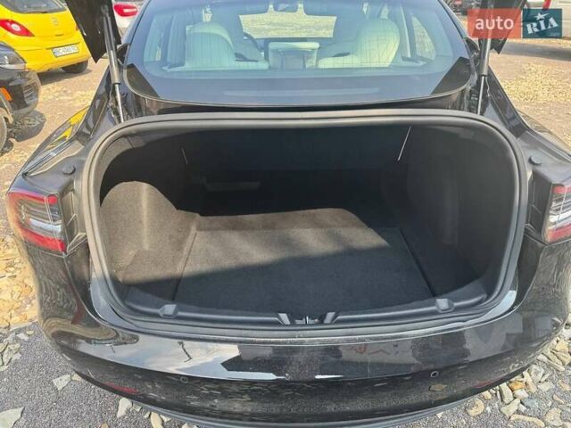 Чорний Тесла Модель 3, об'ємом двигуна 0 л та пробігом 160 тис. км за 17900 $, фото 13 на Automoto.ua