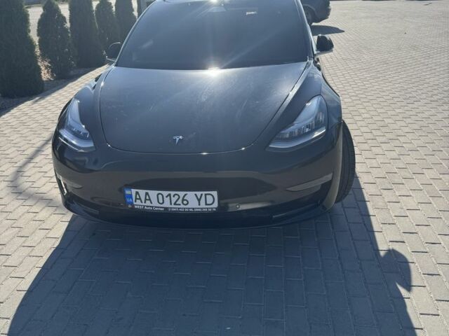 Чорний Тесла Модель 3, об'ємом двигуна 0 л та пробігом 109 тис. км за 16500 $, фото 6 на Automoto.ua