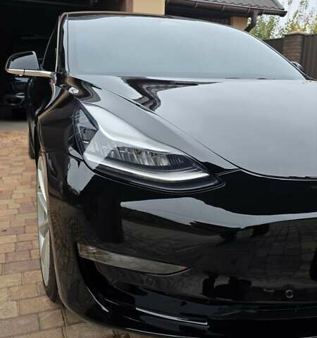 Чорний Тесла Модель 3, об'ємом двигуна 0 л та пробігом 103 тис. км за 19000 $, фото 1 на Automoto.ua