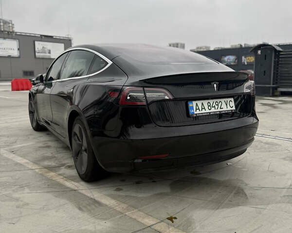 Черный Тесла Модель 3, объемом двигателя 0 л и пробегом 130 тыс. км за 15100 $, фото 38 на Automoto.ua