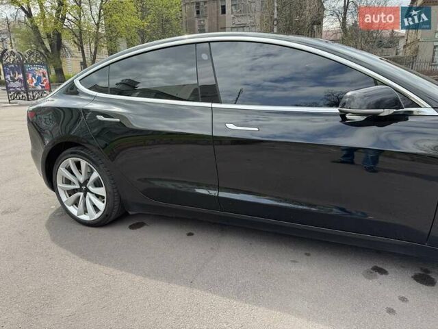 Черный Тесла Модель 3, объемом двигателя 0 л и пробегом 51 тыс. км за 18500 $, фото 4 на Automoto.ua