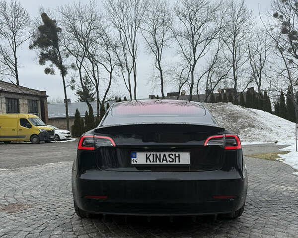 Черный Тесла Модель 3, объемом двигателя 0 л и пробегом 92 тыс. км за 18499 $, фото 3 на Automoto.ua