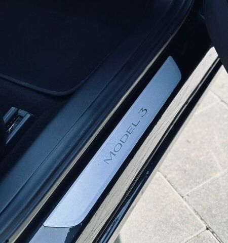 Черный Тесла Модель 3, объемом двигателя 0 л и пробегом 119 тыс. км за 16900 $, фото 17 на Automoto.ua