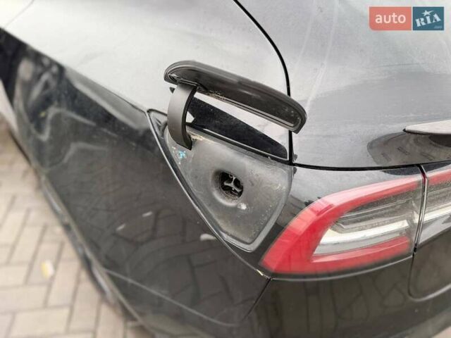 Чорний Тесла Модель 3, об'ємом двигуна 0 л та пробігом 234 тис. км за 10900 $, фото 16 на Automoto.ua