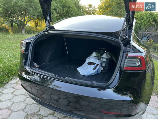 Чорний Тесла Модель 3, об'ємом двигуна 0 л та пробігом 103 тис. км за 16500 $, фото 110 на Automoto.ua