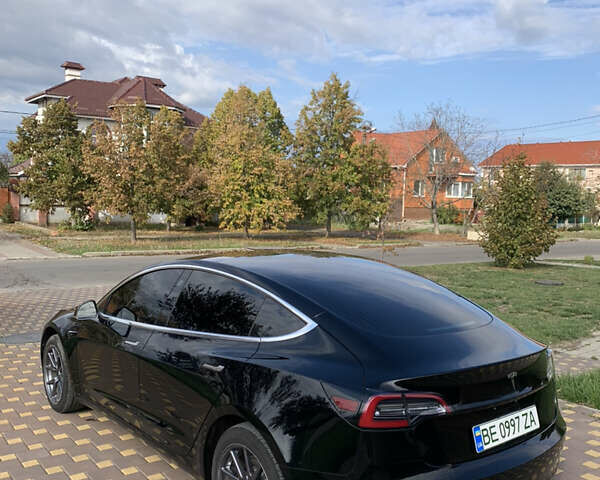 Чорний Тесла Модель 3, об'ємом двигуна 0 л та пробігом 137 тис. км за 16500 $, фото 4 на Automoto.ua