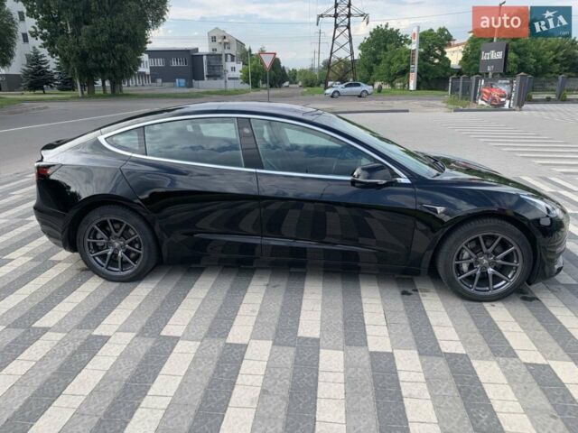 Черный Тесла Модель 3, объемом двигателя 0 л и пробегом 124 тыс. км за 18200 $, фото 5 на Automoto.ua