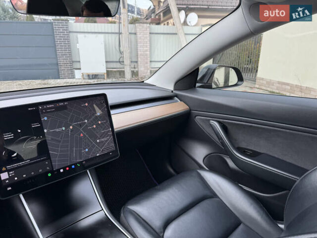 Черный Тесла Модель 3, объемом двигателя 0 л и пробегом 160 тыс. км за 16900 $, фото 26 на Automoto.ua