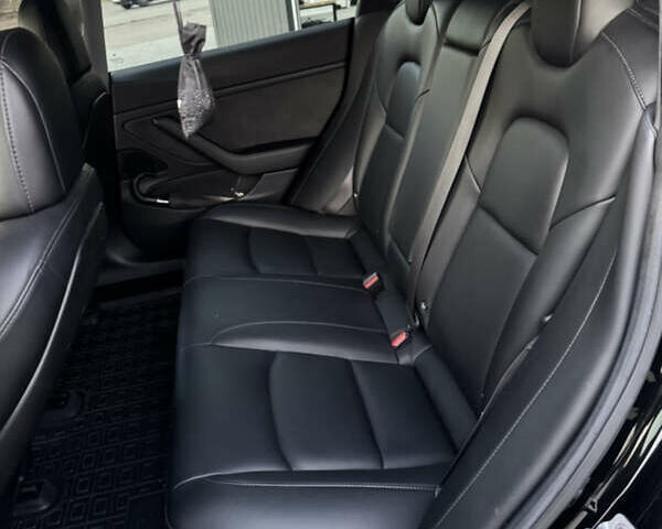 Черный Тесла Модель 3, объемом двигателя 0 л и пробегом 98 тыс. км за 16500 $, фото 7 на Automoto.ua