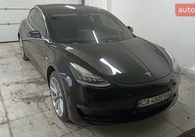Черный Тесла Модель 3, объемом двигателя 0 л и пробегом 201 тыс. км за 21900 $, фото 91 на Automoto.ua