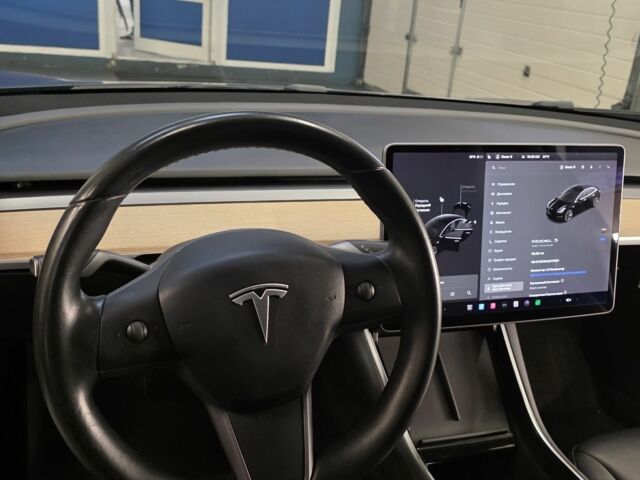 Чорний Тесла Модель 3, об'ємом двигуна 0 л та пробігом 140 тис. км за 14700 $, фото 10 на Automoto.ua