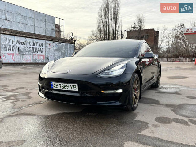 Чорний Тесла Модель 3, об'ємом двигуна 0 л та пробігом 107 тис. км за 17900 $, фото 1 на Automoto.ua
