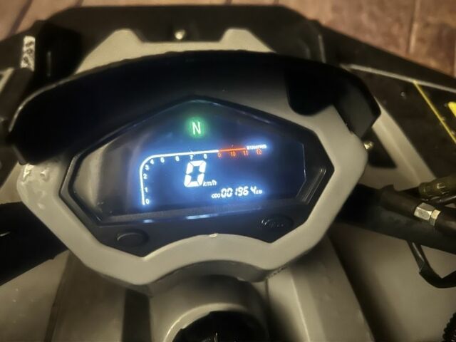 Чорний Тесла Модель 3, об'ємом двигуна 0 л та пробігом 200 тис. км за 14999 $, фото 17 на Automoto.ua