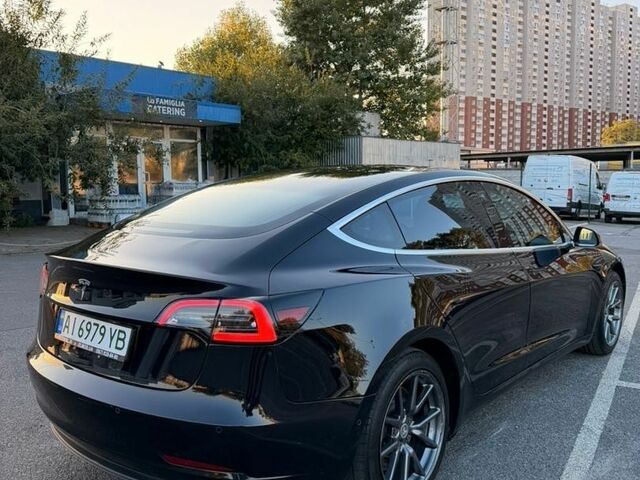 Черный Тесла Модель 3, объемом двигателя 0 л и пробегом 188 тыс. км за 14900 $, фото 3 на Automoto.ua