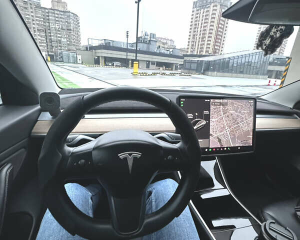 Черный Тесла Модель 3, объемом двигателя 0 л и пробегом 174 тыс. км за 14950 $, фото 48 на Automoto.ua