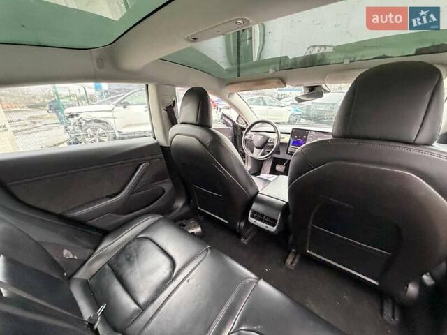 Чорний Тесла Модель 3, об'ємом двигуна 0 л та пробігом 234 тис. км за 10900 $, фото 14 на Automoto.ua