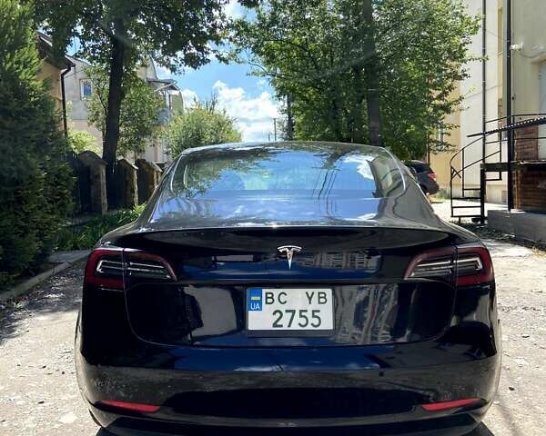 Чорний Тесла Модель 3, об'ємом двигуна 0 л та пробігом 90 тис. км за 23500 $, фото 4 на Automoto.ua