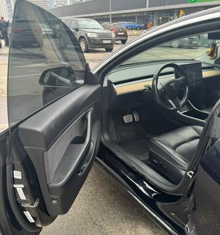 Черный Тесла Модель 3, объемом двигателя 0 л и пробегом 232 тыс. км за 14500 $, фото 11 на Automoto.ua