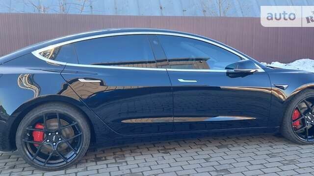 Чорний Тесла Модель 3, об'ємом двигуна 0 л та пробігом 95 тис. км за 23999 $, фото 8 на Automoto.ua