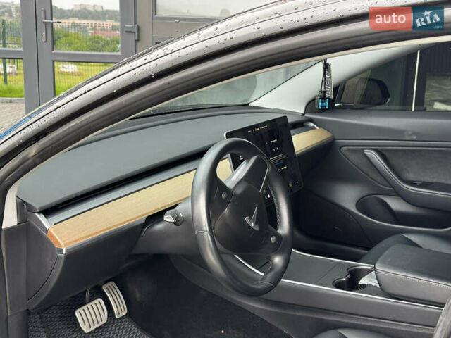 Черный Тесла Модель 3, объемом двигателя 0 л и пробегом 100 тыс. км за 19500 $, фото 6 на Automoto.ua