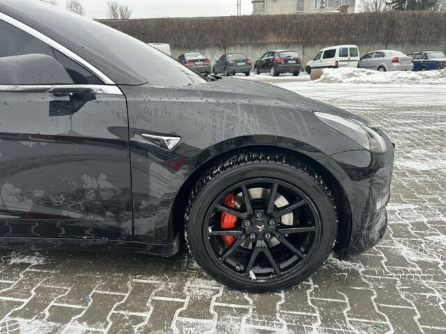 Чорний Тесла Модель 3, об'ємом двигуна 0 л та пробігом 163 тис. км за 15000 $, фото 4 на Automoto.ua