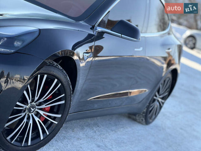 Чорний Тесла Модель 3, об'ємом двигуна 0 л та пробігом 119 тис. км за 17300 $, фото 45 на Automoto.ua