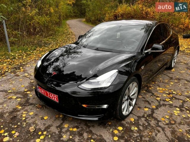 Чорний Тесла Модель 3, об'ємом двигуна 0 л та пробігом 160 тис. км за 15800 $, фото 13 на Automoto.ua
