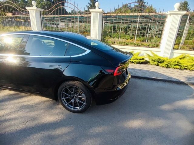 Чорний Тесла Модель 3, об'ємом двигуна 0 л та пробігом 155 тис. км за 15400 $, фото 20 на Automoto.ua